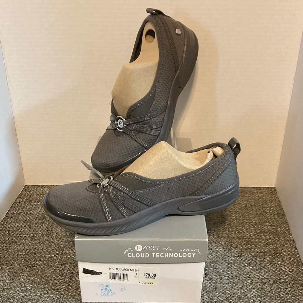 Bzees Niche Mesh Slip-On Loafers in Black